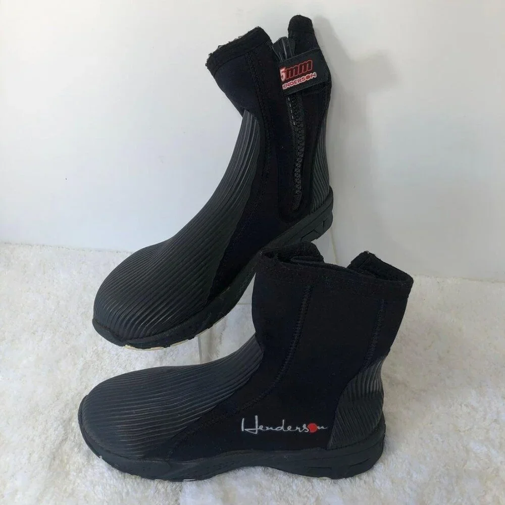 Henderson Neoprene 5mm Diving boots Henderson water sports boots Size 7